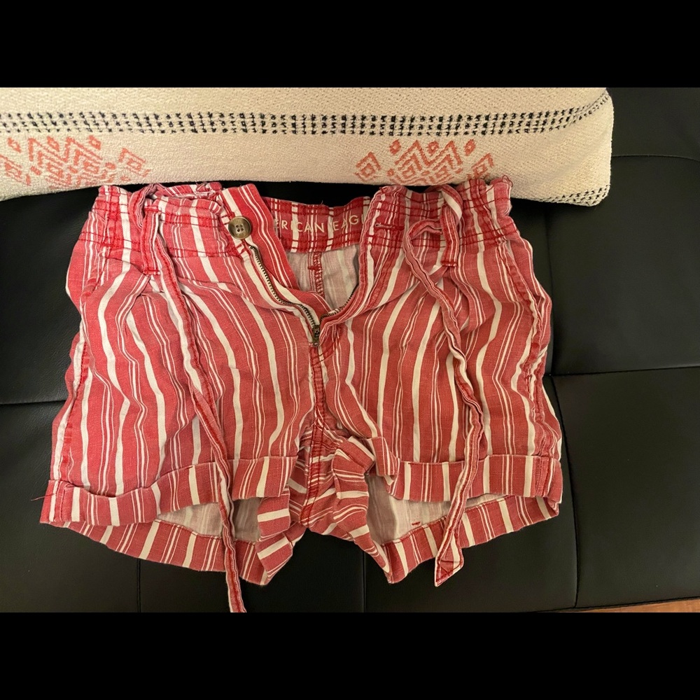 ae shorts w tie